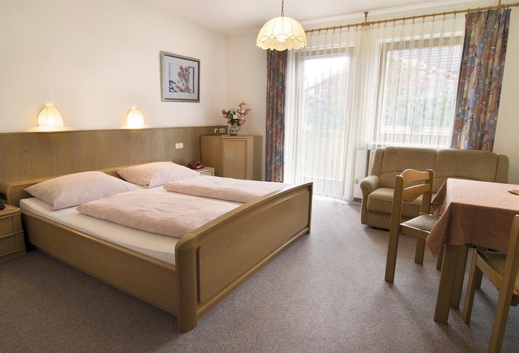 Pension Schwaiger Bad Gögging Chambre photo